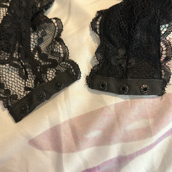 Oh La La Cherie Lace Teddy - Picture 6 of 8